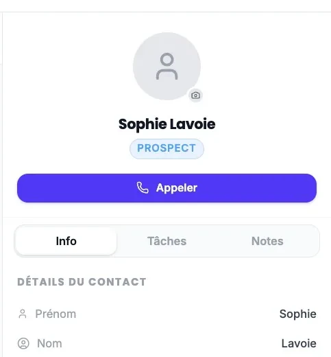 La fiche d’un contact dans Callizy, marquée « Prospect », avec le grand bouton violet « Appeler » sous son nom, puis les onglets « Info », « Tâches » et « Notes ».