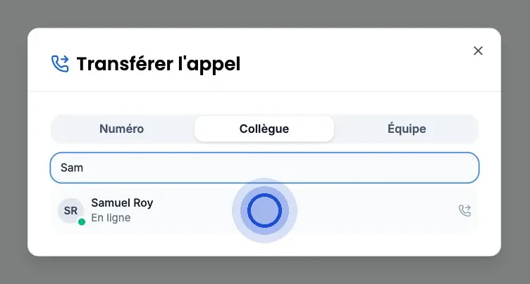 La fenêtre « Transférer l’appel », onglet « Collègue » : une recherche par nom affiche un collègue marqué « En ligne », et le clic se fait sur sa ligne.
